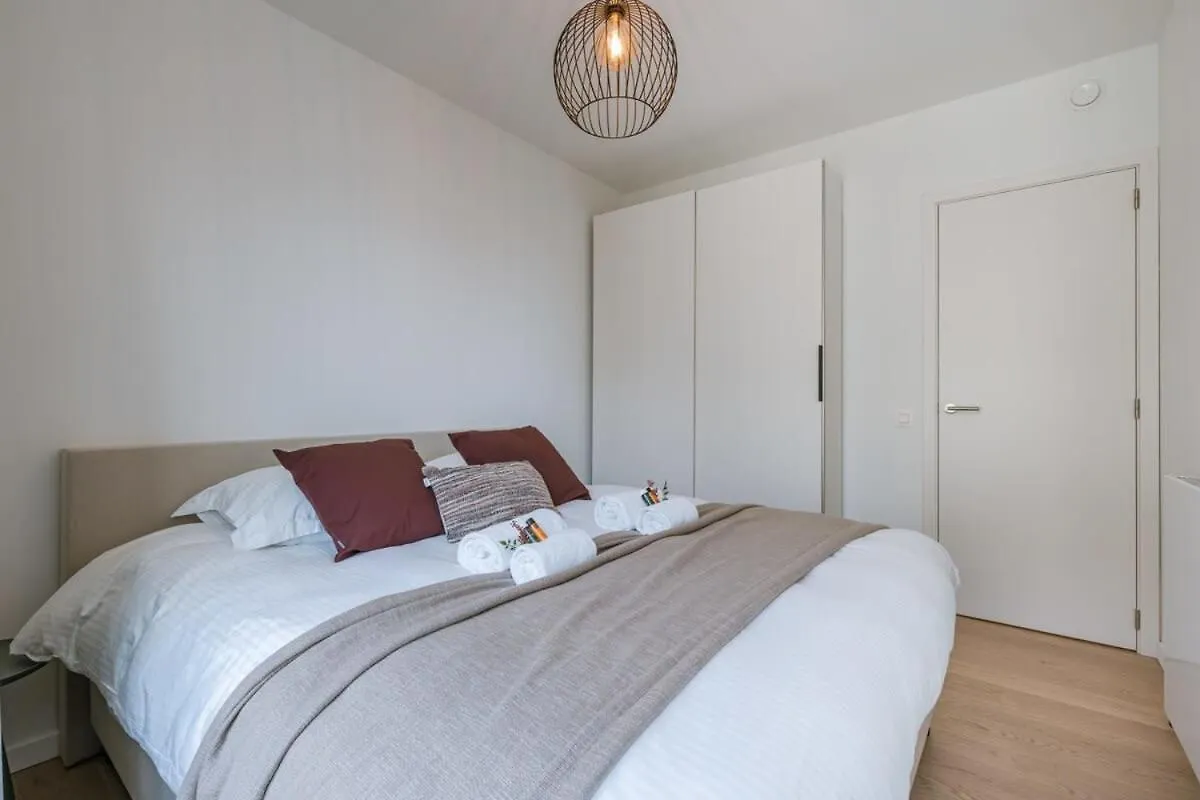 Apartment Huswell - Stylish 2 Bedroom With Terrace And Parking Ostend