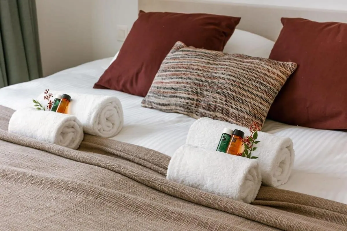 Huswell - Stylish 2 Bedroom With Terrace And Parking Ostend Apartment