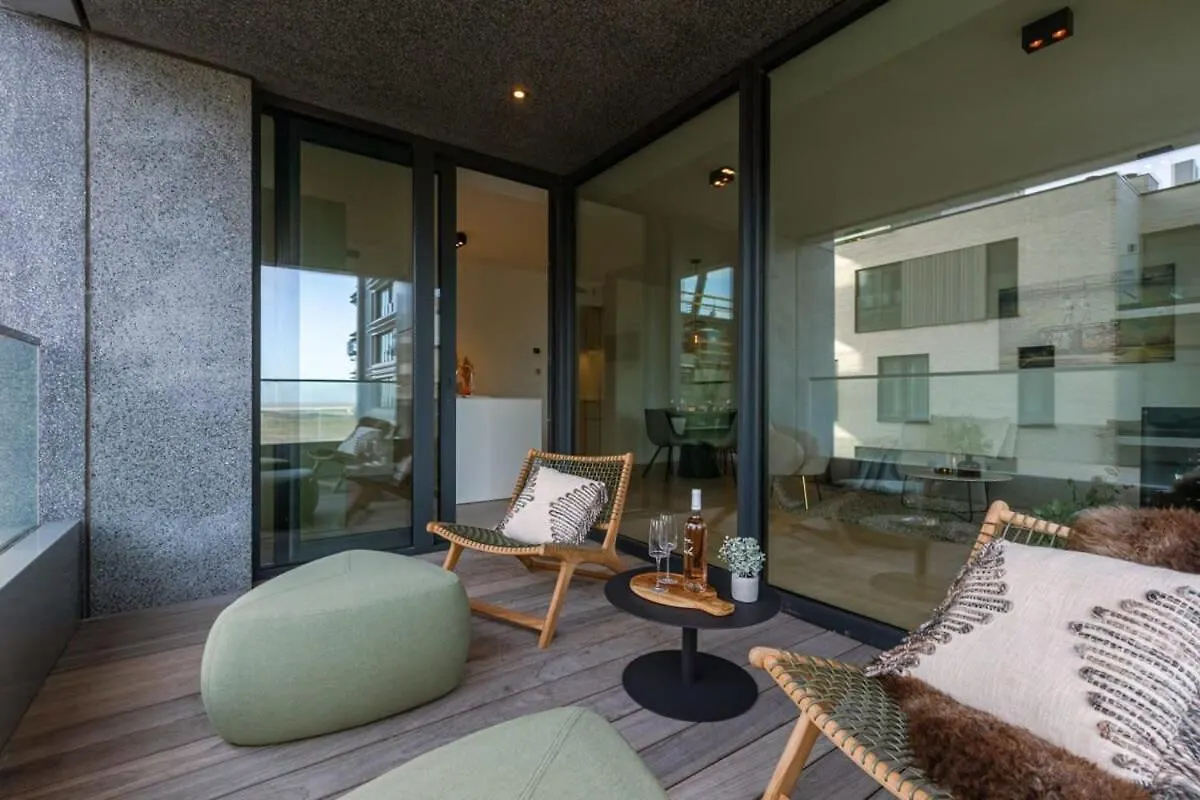 Huswell - Stylish 2 Bedroom With Terrace And Parking Ostend Apartment